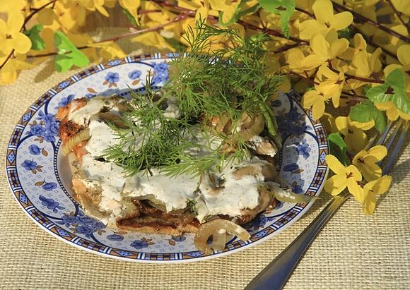 Pstrąg w sosie śmietanowo-pieczarkowym