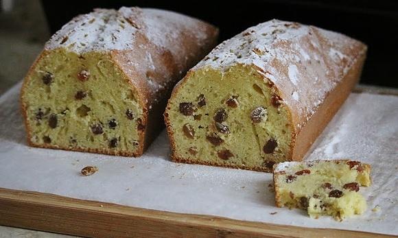Babka z rodzynkami szybka i łatwa