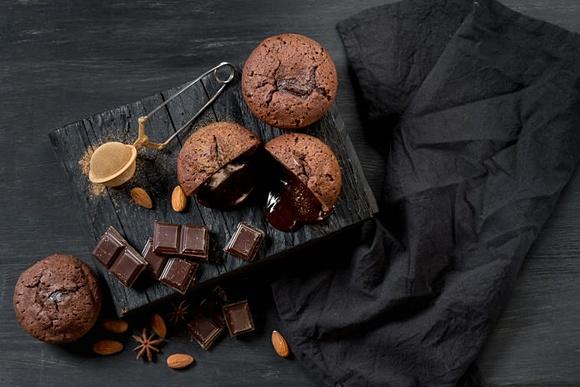 Fondant czekoladowy – ciasto lawa, szybki deser czekoladowy