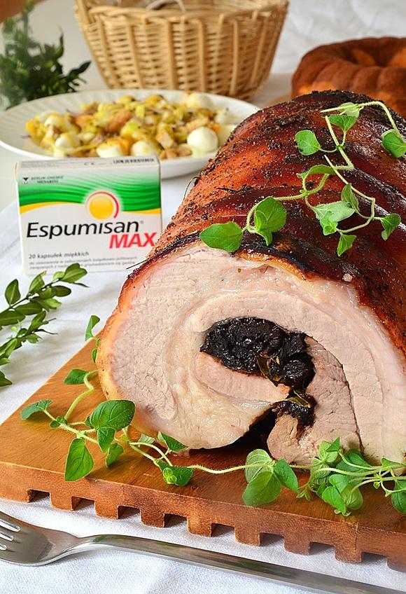Rolada z boczku faszerowana suszonymi śliwkami