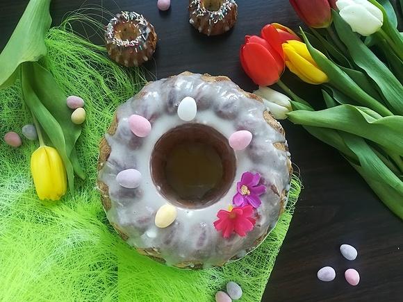 Drożdżowa babka wielkanocna