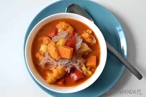 Pomidorowa zupa curry