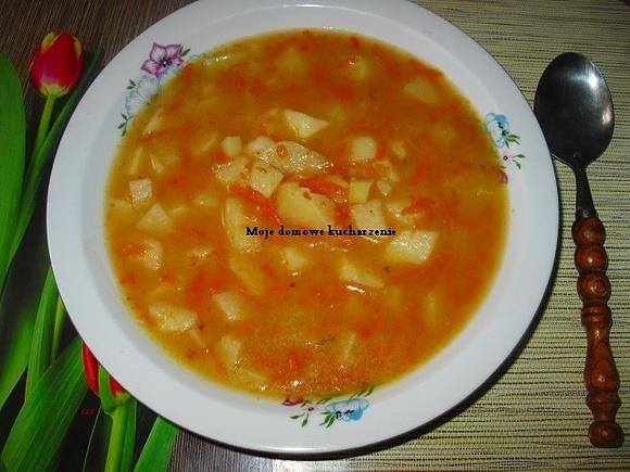 Zupa marchewkowa