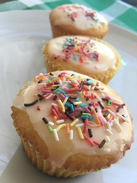 23 muffiny cytrynowe