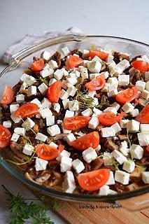 Fit zapiekanka z serem feta i suszonymi pomidorami
