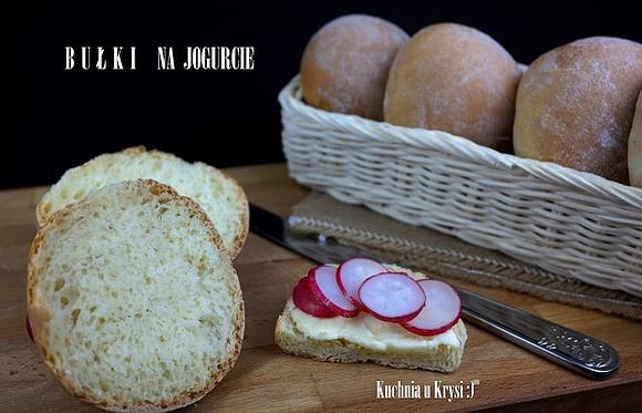 Bułki na jogurcie na drożdżach bez zakwasu