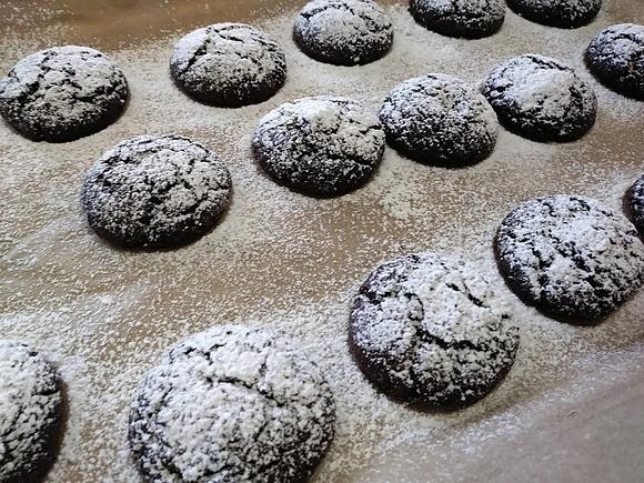 Mocno czekoladowe ciasteczka z chilli
