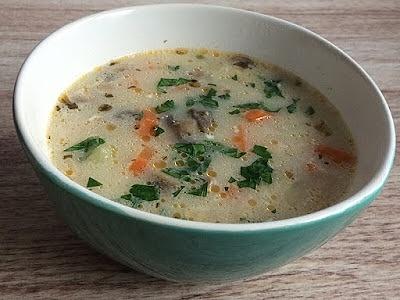 Zupa pieczarkowa