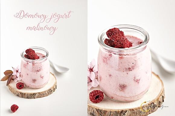 Domowy jogurt malinowy z trzema składnikami