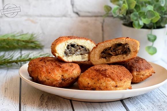 Mielone kotleciki z pieczarkowym farszem