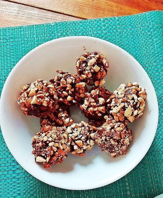 Fit kulki pralinki a la Ferrero Rocher