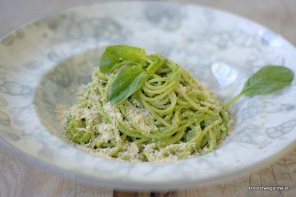Spaghetti ze szpinakiem pesto ze szpinaku