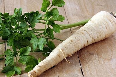 Pietruszka - zdrowe właściwości i zastosowanie w kuchni