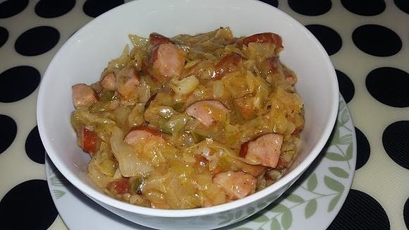 Bigos z młodej kapusty