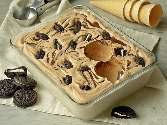 Kakaowe lody kajmakowe z Oreo