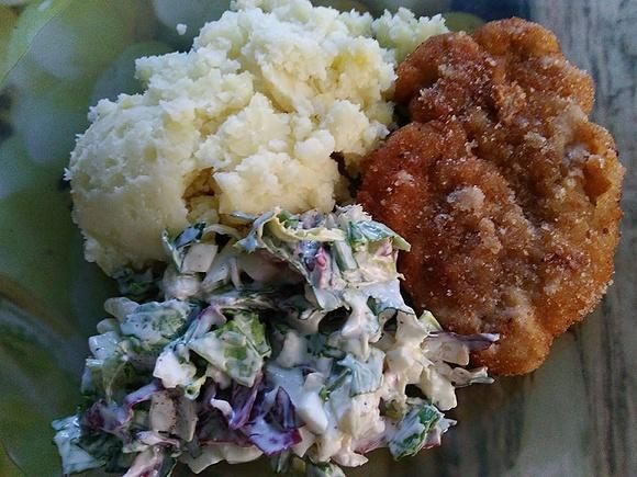 Ekspresowa fit sałatka z mozzarellą