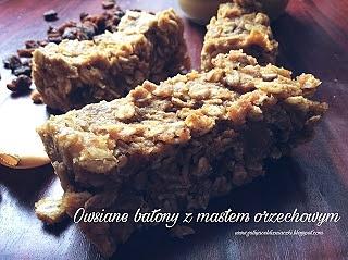 Owsiane batony z masłem orzechowym