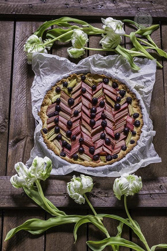 Tarta rabarbarowa na kokosowym spodzie
