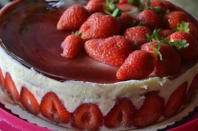 Tort fraisier na dzień mamy