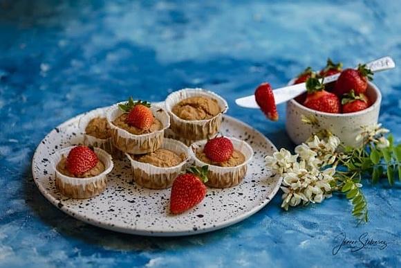 Muffiny owsiane z serem ricotta i jabłkiem
