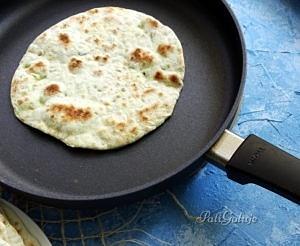 Chlebki flatbread na jogurcie