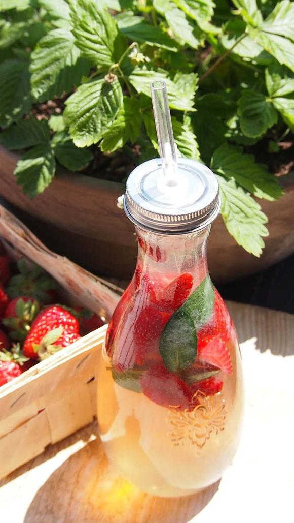 Lemoniada truskawkowa