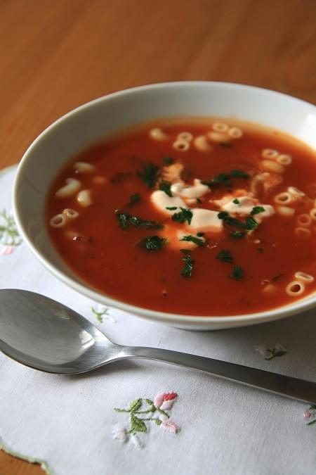 Prosta zupa pomidorowa