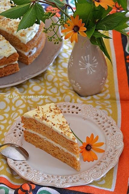 Ciasto marchewkowe z serowym kremem