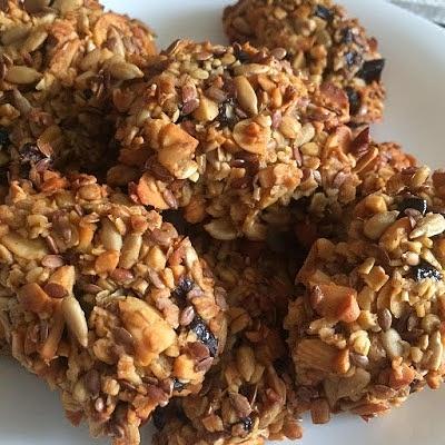 Domowe batoniki granola - zdrowa przekąska dla dzieci