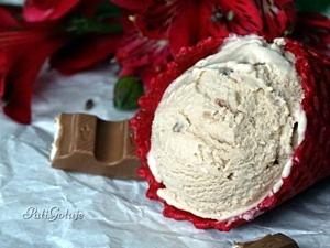 Lody o smaku Kinder czekolady