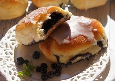 Jagodzianki z jagodami i mascarpone