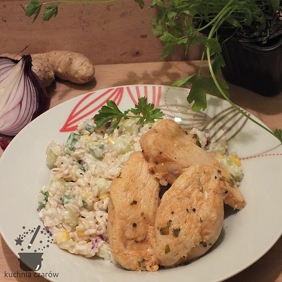 Imbirowo-cytrynowy kurczak Peri Peri z sałatką ryżową