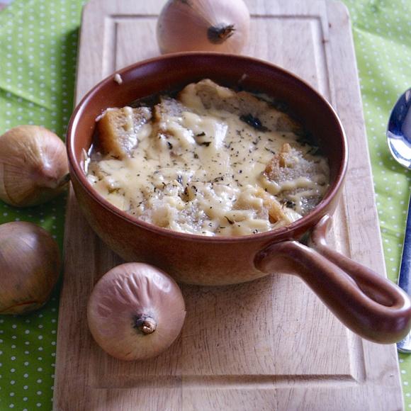 Zupa cebulowa bez wina