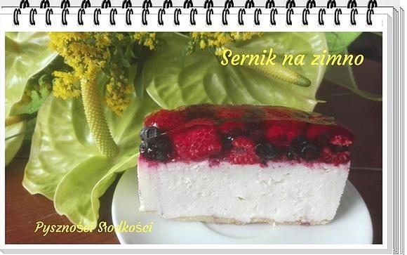Sernik na zimno na biszkoptach z sezonowymi owocami