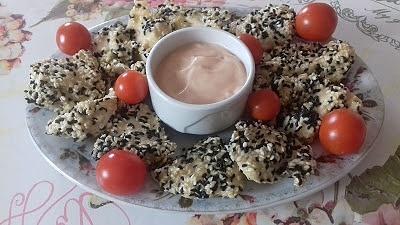 Kąski z kurczaka w sezamie