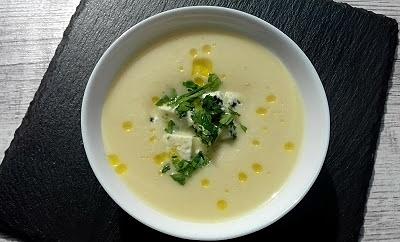 Zupa krem z kalafiora i gruszki