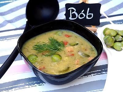 Zupa z bobu z kiełbasą i ziemniakami