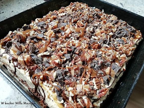 Kajmakowy sernik na zimno na spodzie brownie