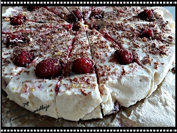 Malinowy tort bez pieczenia