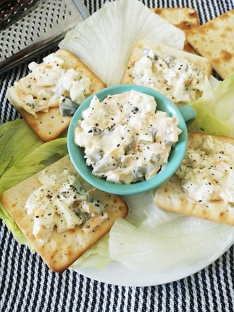 Pasta jajeczna z ogórkiem małosolnym