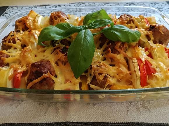 Zapiekane kotleciki z sezonowymi warzywami