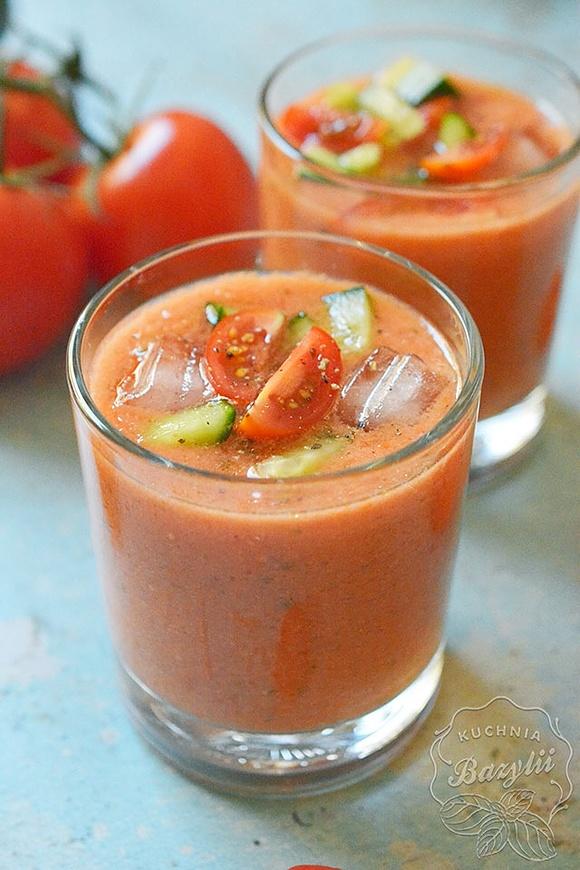 Gazpacho chłodnik z pomidorów