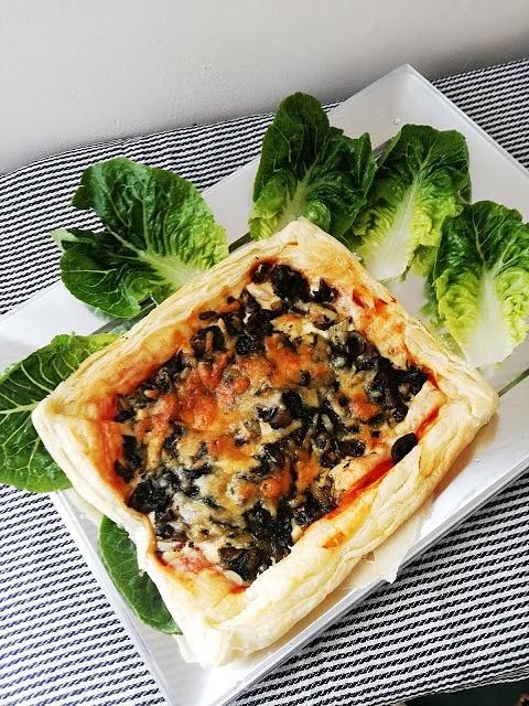 Francuska tarta z pieczarkami i szpinakiem