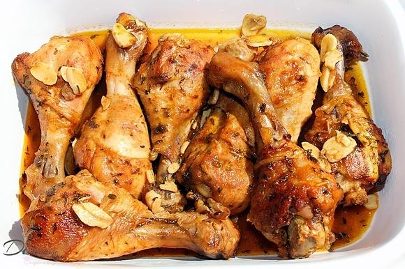 Pieczone udka z kurczaka w marynacie miodowo-cytrynowej z czosnkiem