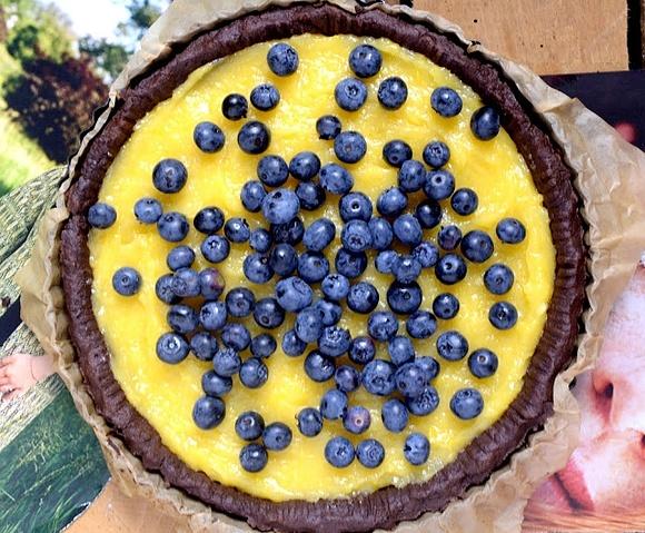 Tarta z borówkami na lemon curd