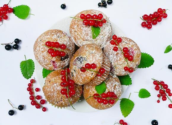 Muffiny maślane z porzeczkami