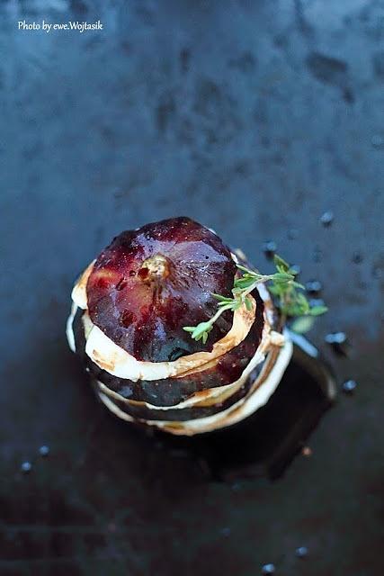Figi z tymiankiem, mozzarellą i balsamico na przekąskę