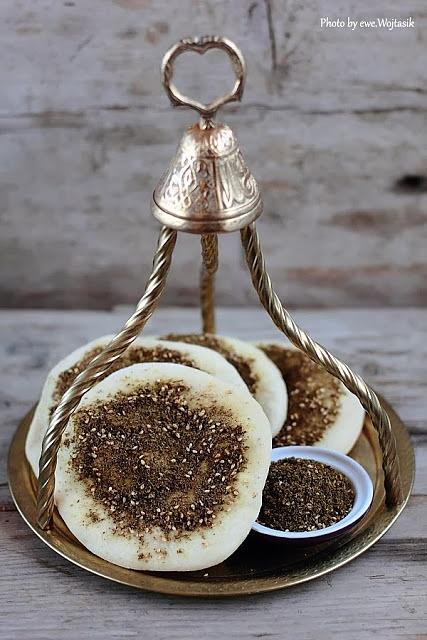 Mąka i za'atar na drożdżach – arabskie klimaty