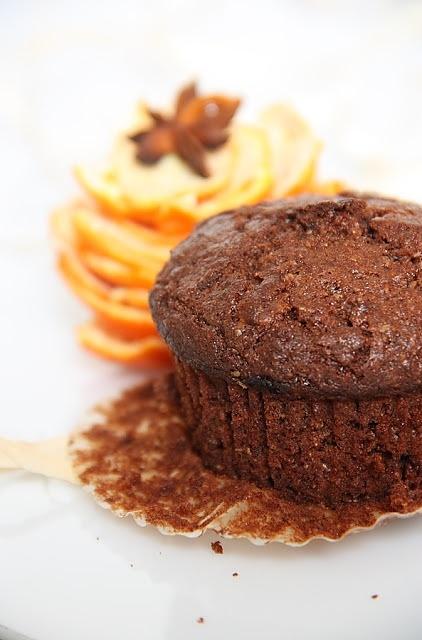 Czekoladowe muffinki z korzennymi mandarynkami
