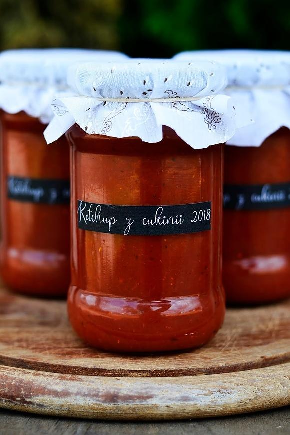 Ketchup z cukinii i papryki